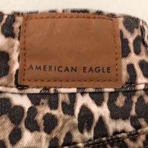 American Eagle leopard hi-rise next level stretch Jegging, size 8 Regular.